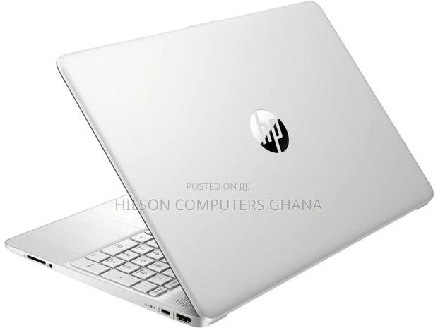 New Laptop HP 15S 8GB Intel Core i5 SSD 512GB · Photo 3