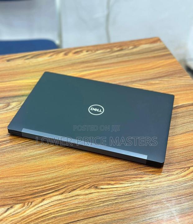 New Laptop Dell Latitude 7490 8GB Intel Core I5 SSD 256GB · Photo 1
