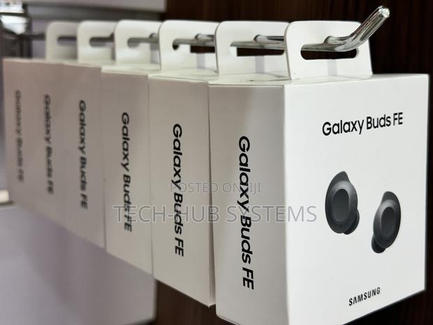 Galaxy Buds Fe · Photo 2