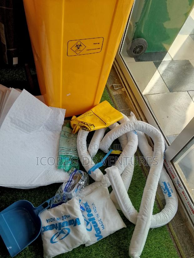 Empiral Wheeled Bin Chemical Spill Kit, 240 Litres/Spill Kit · Photo 2
