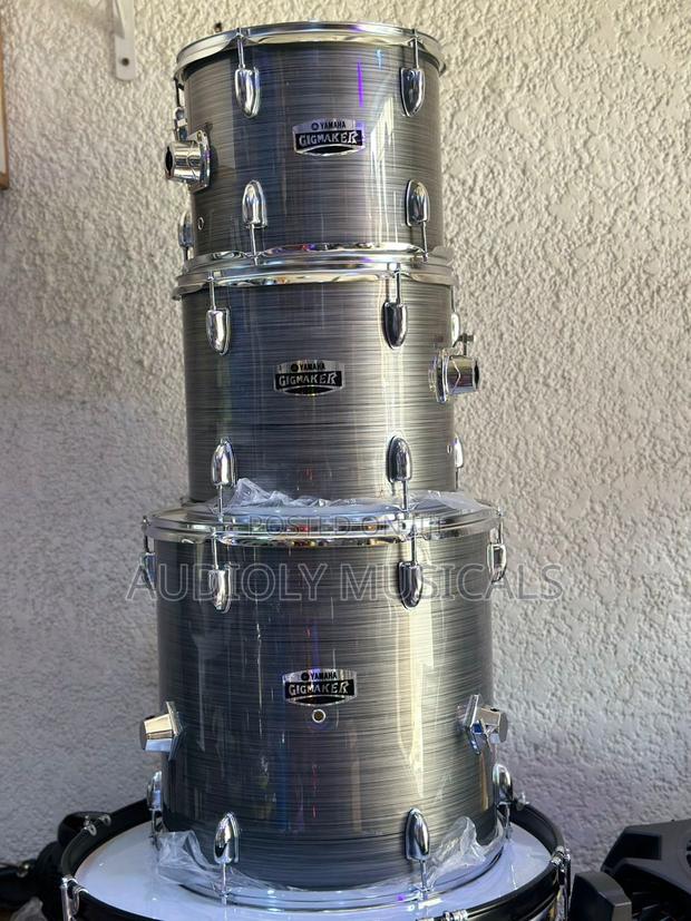 Yamaha Gigmaker 5-Piece Drum Set · Photo 1