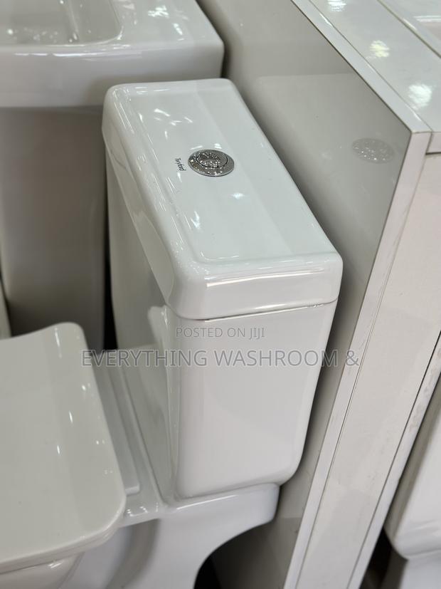 Twyford Master Wc_square Water Closet Twyford_executive Wc · Photo 4