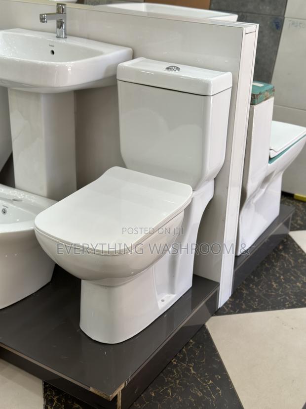 Twyford Master Wc_square Water Closet Twyford_executive Wc · Photo 1