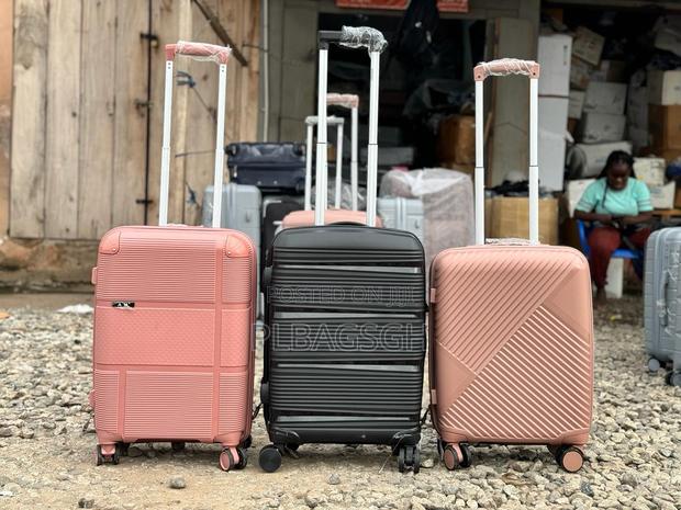 Hand Luggage Trolling Traveling Bags Small Size at Plbagsgh · Photo 1
