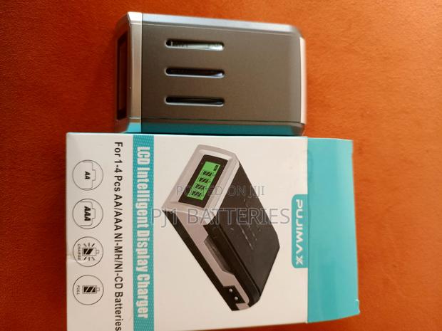 Aa Aaa 4 Slot Digital Battery · Photo 2