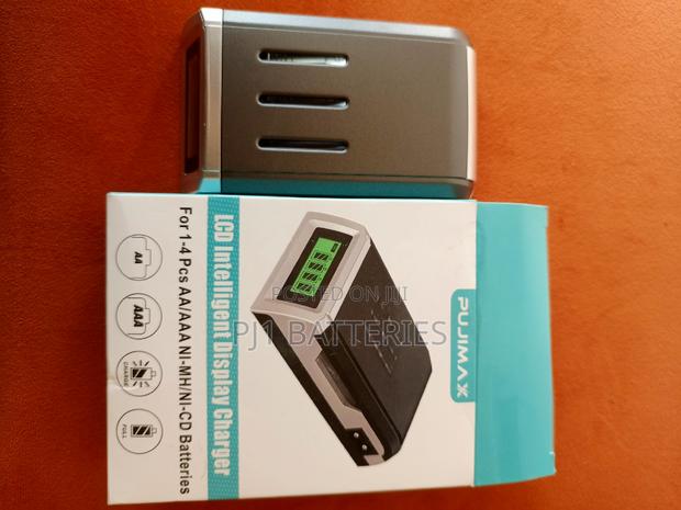 Aa Aaa 4 Slot Digital Battery · Photo 3