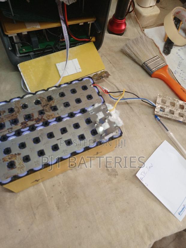 Battery Pack Building Spot Welding · Photo 4