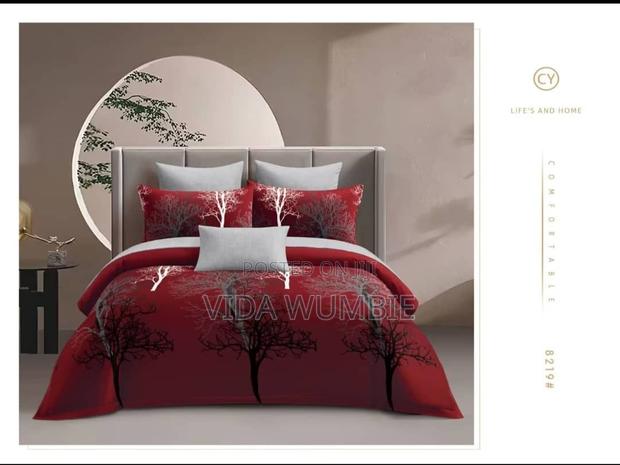 Cozy Nights Duvet Set ( 7 Pieces) · Photo 1
