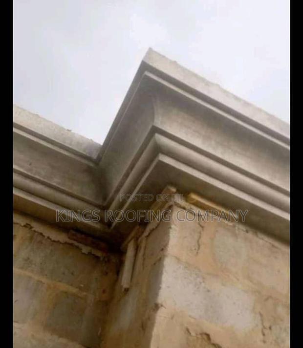 Concrete Parapet · Photo 1