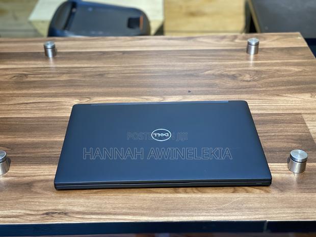 Laptop Dell Latitude 7390 8GB Intel Core I5 SSD 256GB · Photo 2