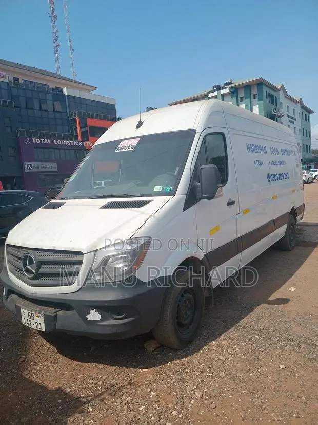 Mercedes-Benz Sprinter 2017 White · Photo 4