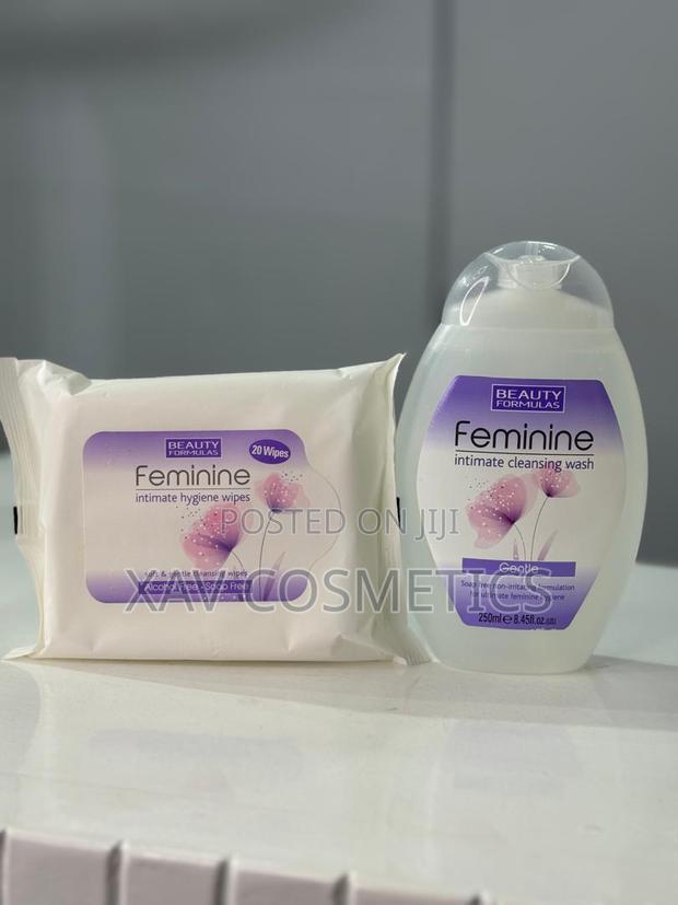 Beauty Formula Feminine Wash and Wipes · Photo 1