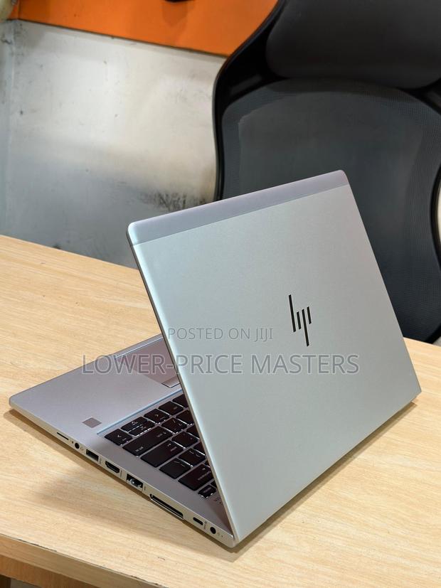 New Laptop HP EliteBook 745 G6 8GB AMD Ryzen 7 SSD 256GB · Photo 2