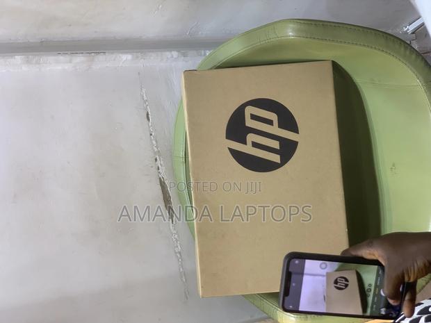 New Laptop HP EliteBook 820 G4 8GB Intel Core I5 HDD+SSD 256GB · Photo 2