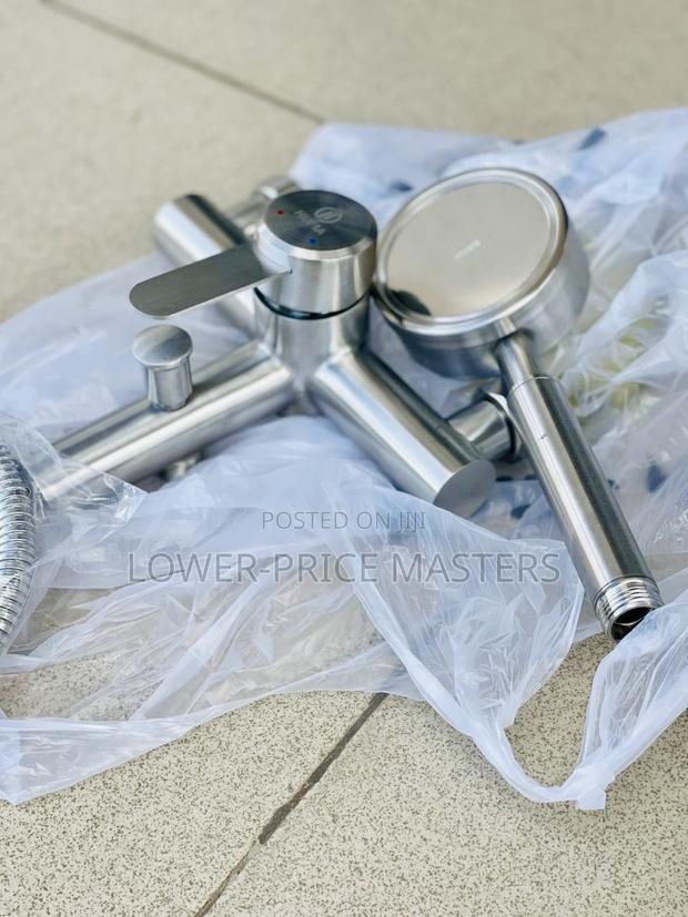 3 in 1 Hot and Cold Telephone Shower · Photo 1