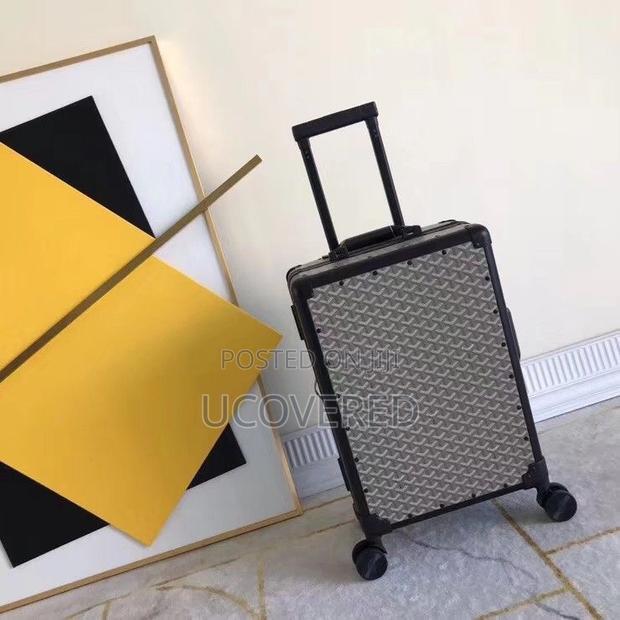Luxury Designer Suitcases · Photo 3