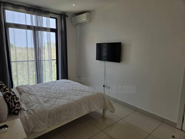 Furnished 2bdrm Apartment in Embassy Gardens, Cantonments for sale · Photo 5