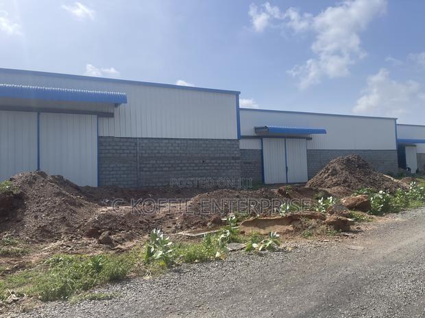 2750 SQM Warehouse for Rent at Tema · Photo 1