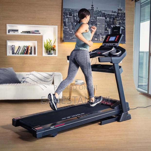 Sole Fitness F63 Folding Treadmill From Uk. · Photo 6