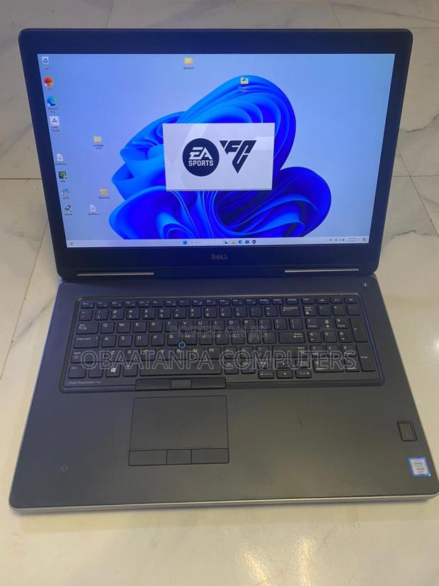 Laptop Dell Precision 7710 16GB Intel Xeon HDD+SSD 256GB · Photo 4