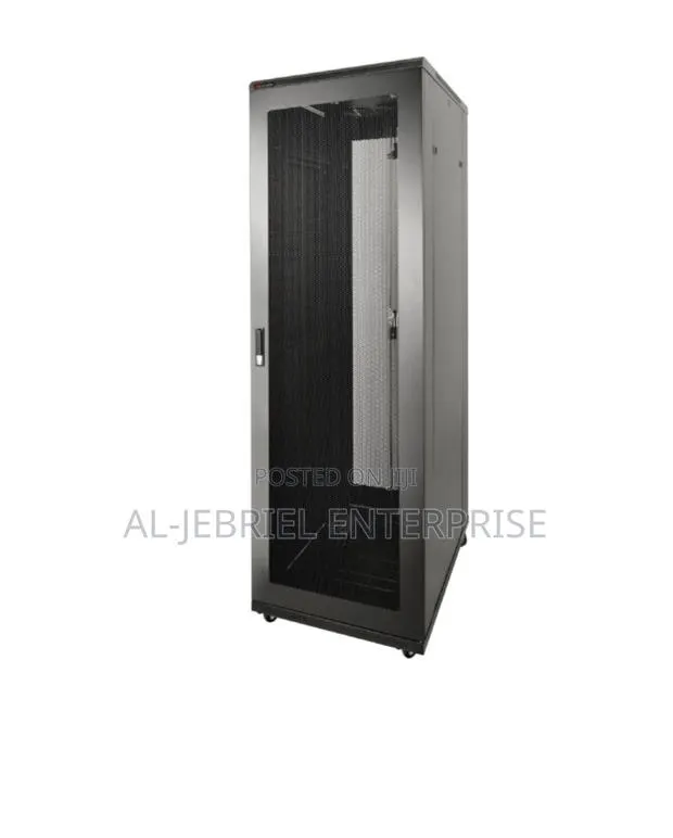 Hikvision 600X800mm Standing Cabinet · Photo 1