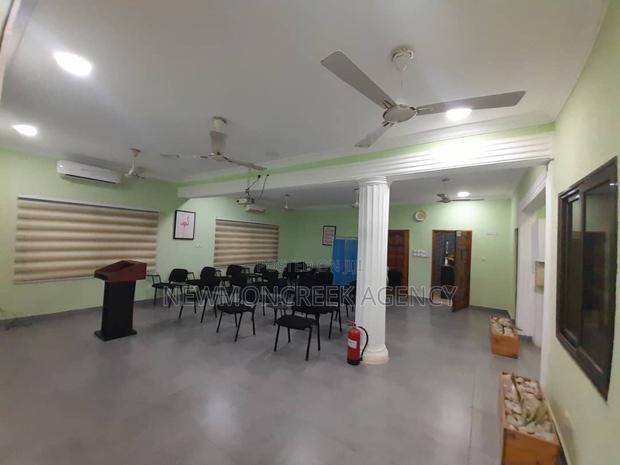 Furnished 4bdrm Bungalow in Spintex,Shell Board, Accra Metropolitan · Photo 8