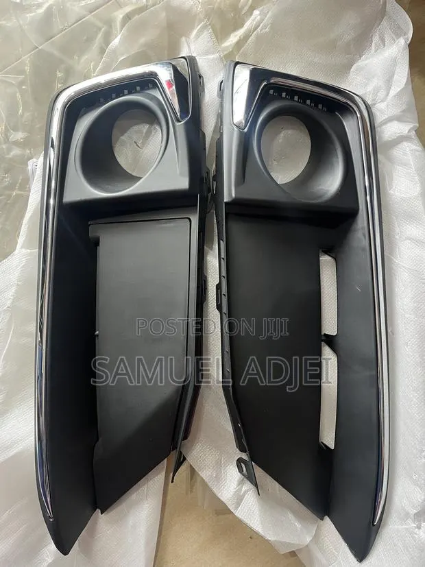 Honda Civic 2019 to 2021 Foglight Cover Pair. · Photo 1