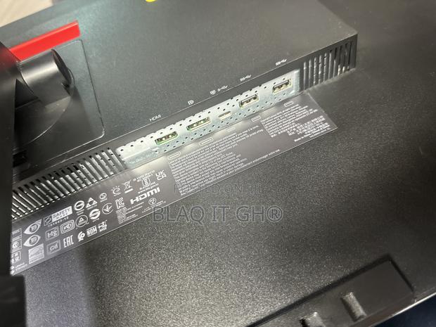 32 Inches Lenovo QHD IPS With Type C · Photo 5
