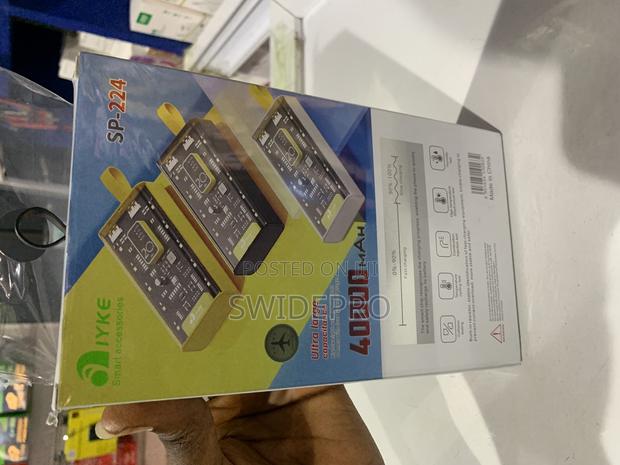 Iyke 40,000mah Capacity Transparent Power Bank · Photo 4
