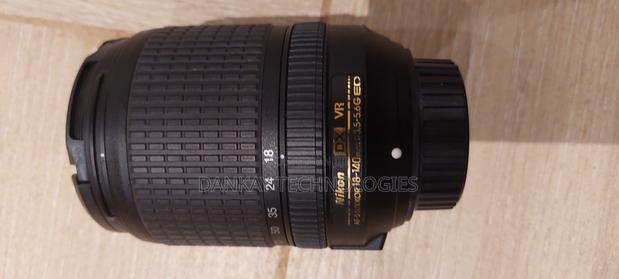 Nikon 18-140mm Vr Lens · Photo 2