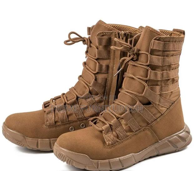 Combat Boot · Photo 2