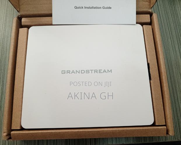 Grandstream Gwn7602 Compact Wifi Access Point With Switch · Photo 1