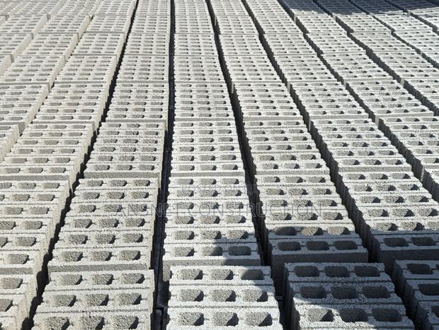 Blocks and Construction · Photo 1