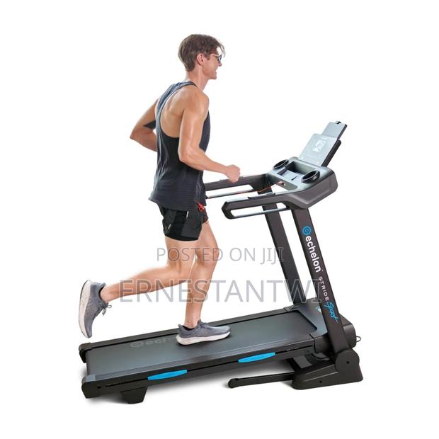 Echelon Stride 20 Power Incline Treadmill · Photo 6