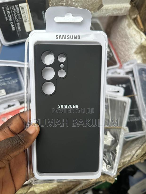Samsung Galaxy S24 Ultra Silicon Case · Photo 3