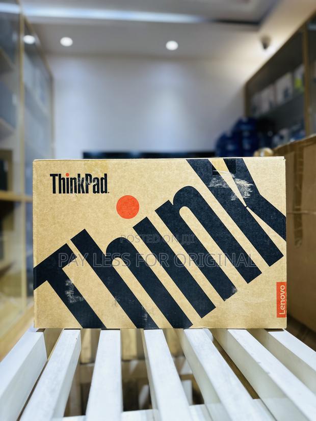 New Laptop Lenovo ThinkPad E16 G1 16GB Intel Core I7 SSD 512GB · Photo 4