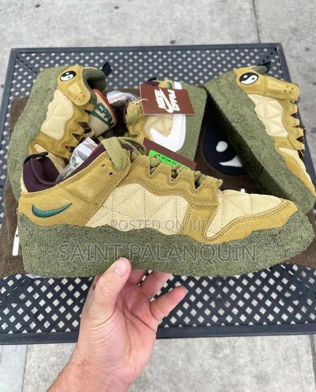Nike Low Dunk Sp Tan... · Photo 1