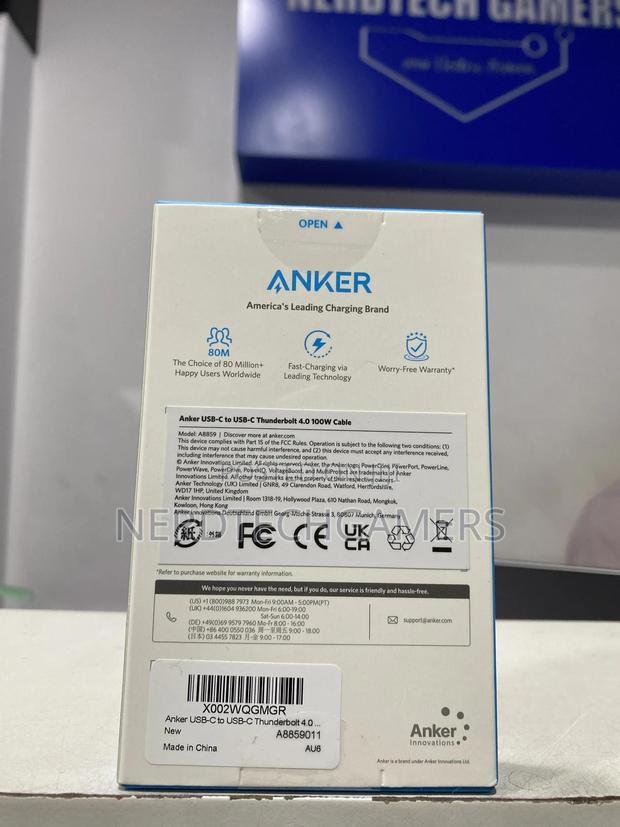 Anker Thunderbolt 4 Cable 2.3 Ft, USB-C to USB C Cable. · Photo 2