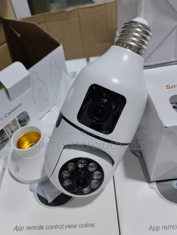 Wireless Smart Dual Lens PTZ Bulb Camera With Two Way Audio · Photo 3
