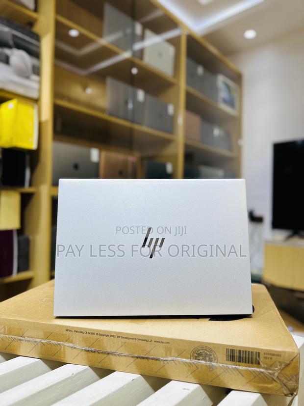New Laptop HP EliteBook 845 G8 32GB Intel Core i7 SSD 256GB · Photo 4
