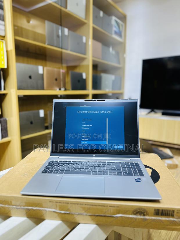 New Laptop HP EliteBook 845 G8 32GB Intel Core i7 SSD 256GB · Photo 7