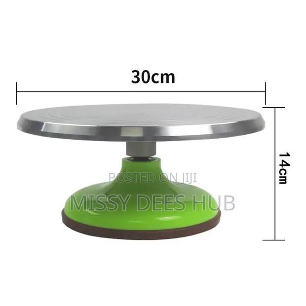 Metallic Turntable · Photo 2
