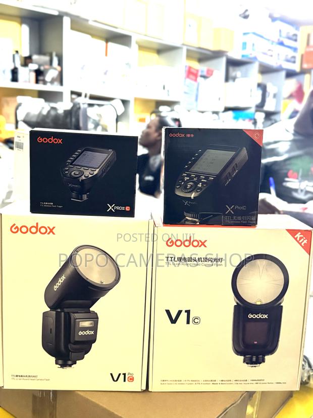 Godox V1 Pro Speedlight · Photo 1