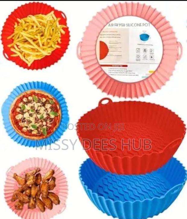 Silicone Air Fryer Liner - Small · Photo 5