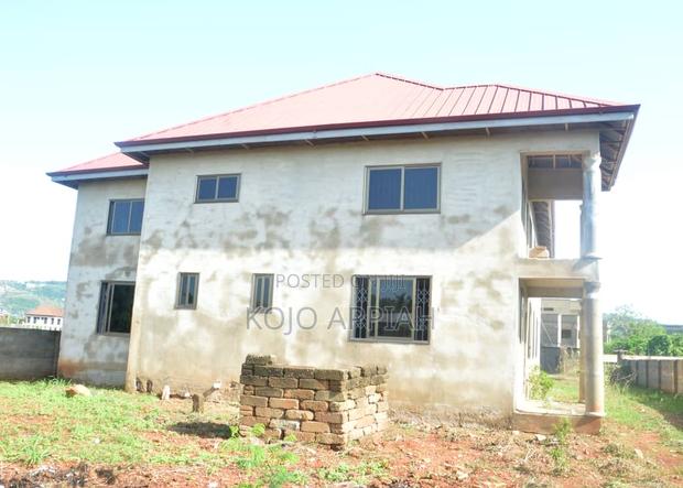 5bdrm Mansion in Storey Building, Danfa for sale · Photo 5