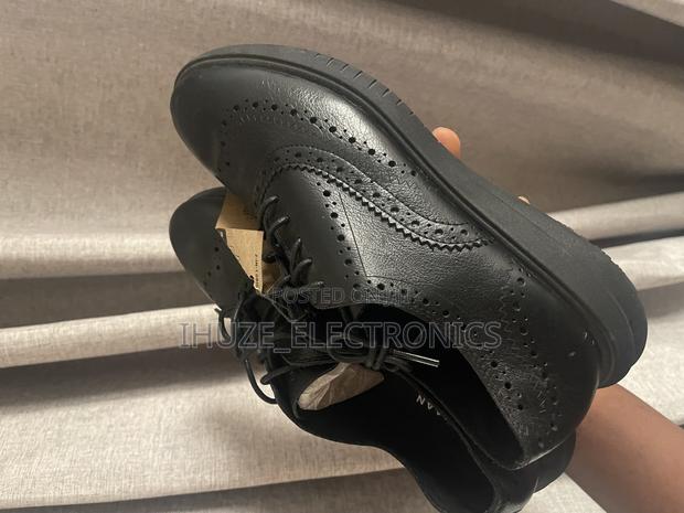 Cole Hann Grand+ Wingtip Shoes (Size 41) · Photo 2