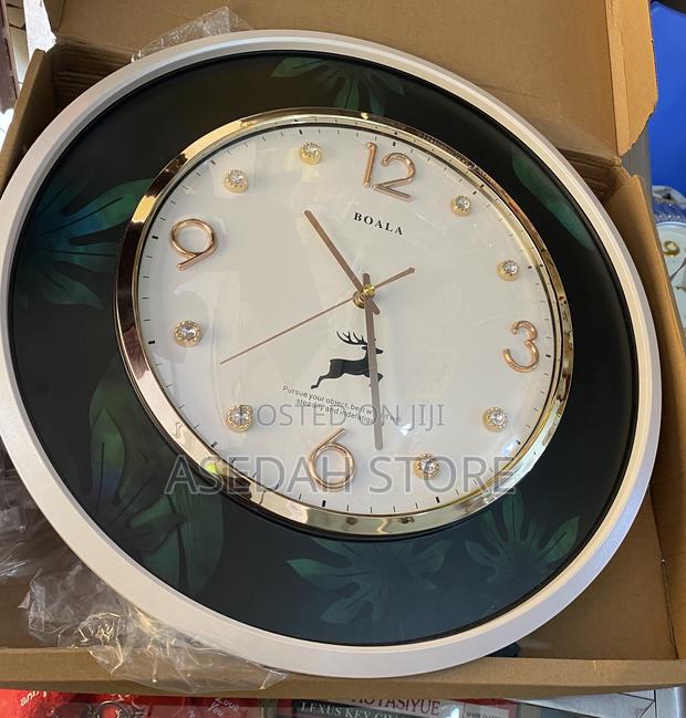 Wall Clock · Photo 2