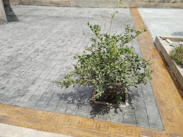 Concrete Design Imprint · Photo 3