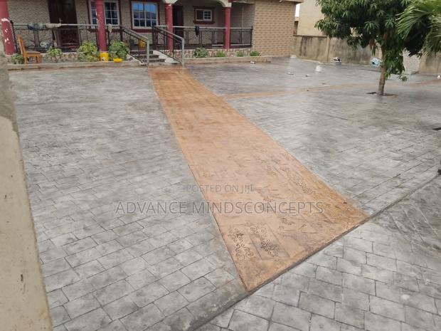 Concrete Design Imprint · Photo 2