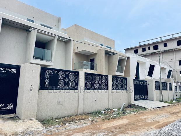 4bdrm Duplex in East Legon, Adjiriganor for sale · Photo 7